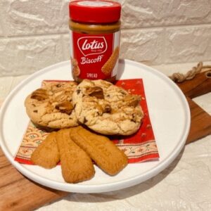 Lotus Biscoff display image with ingredients